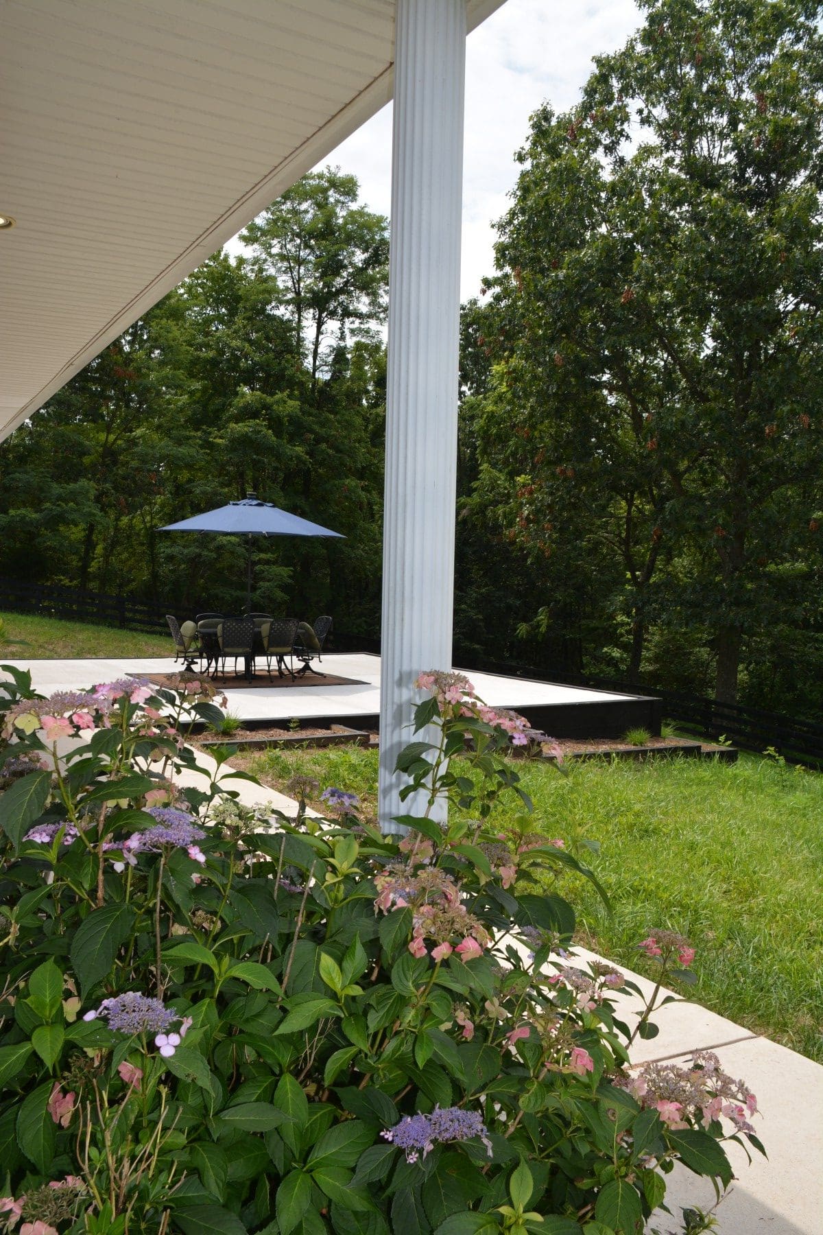 1989 SPRING GAP RD SLANESVILLE WV