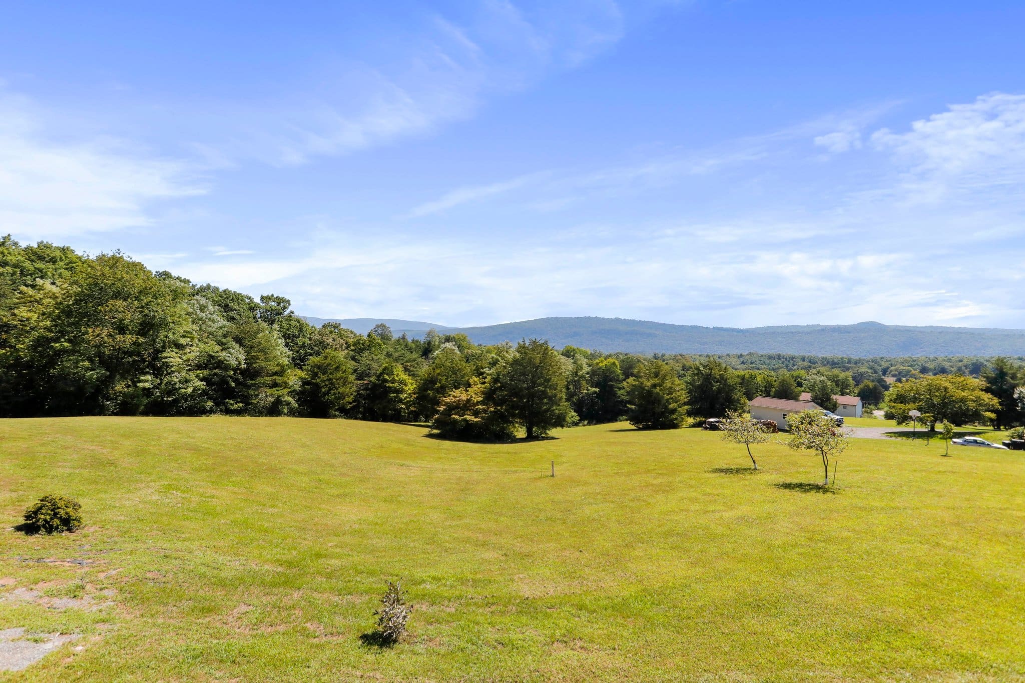 188 SCENIC VIEW LN PAW PAW WV 25434