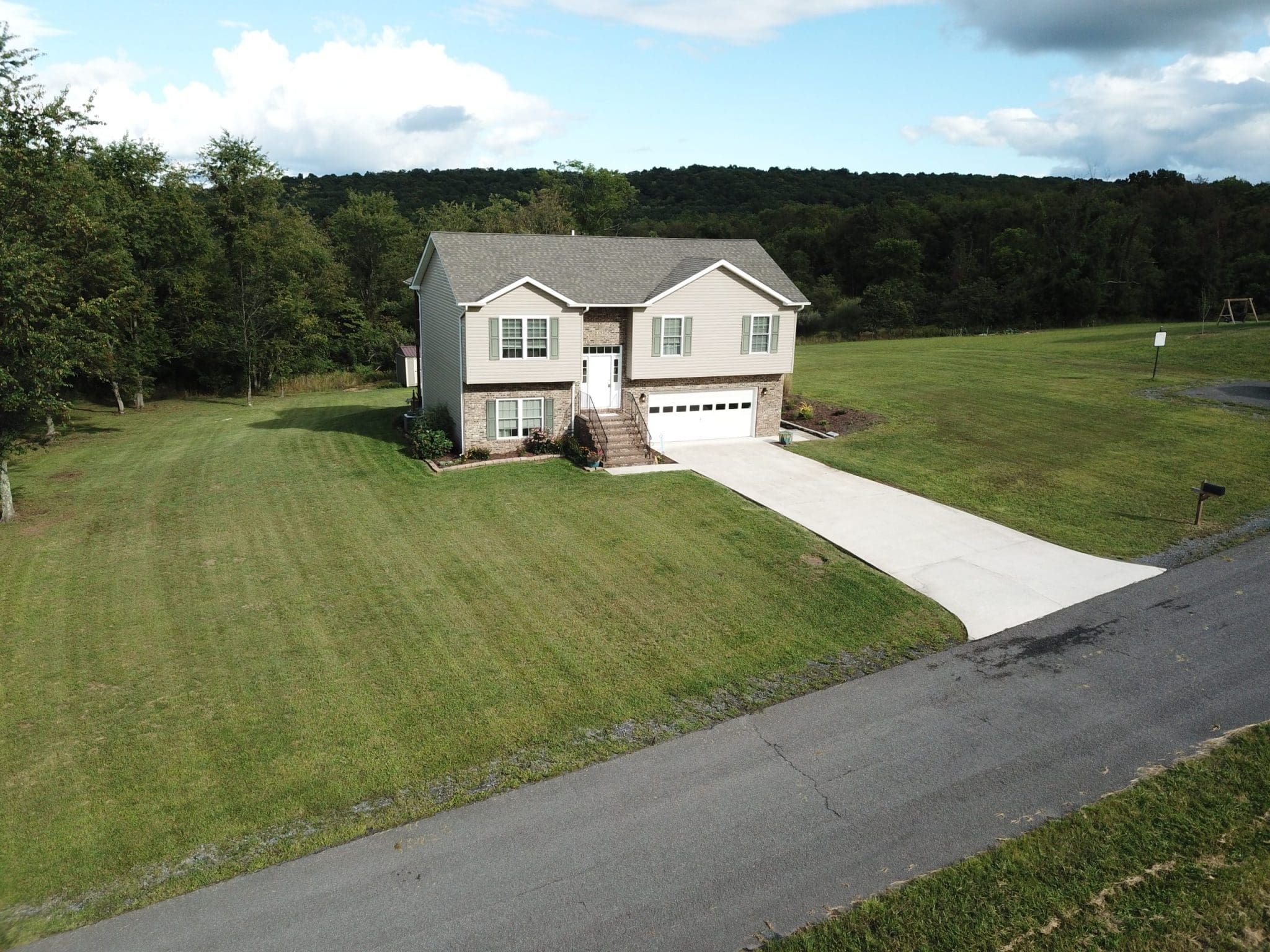 454 Harvest Dr Romney WV 26757