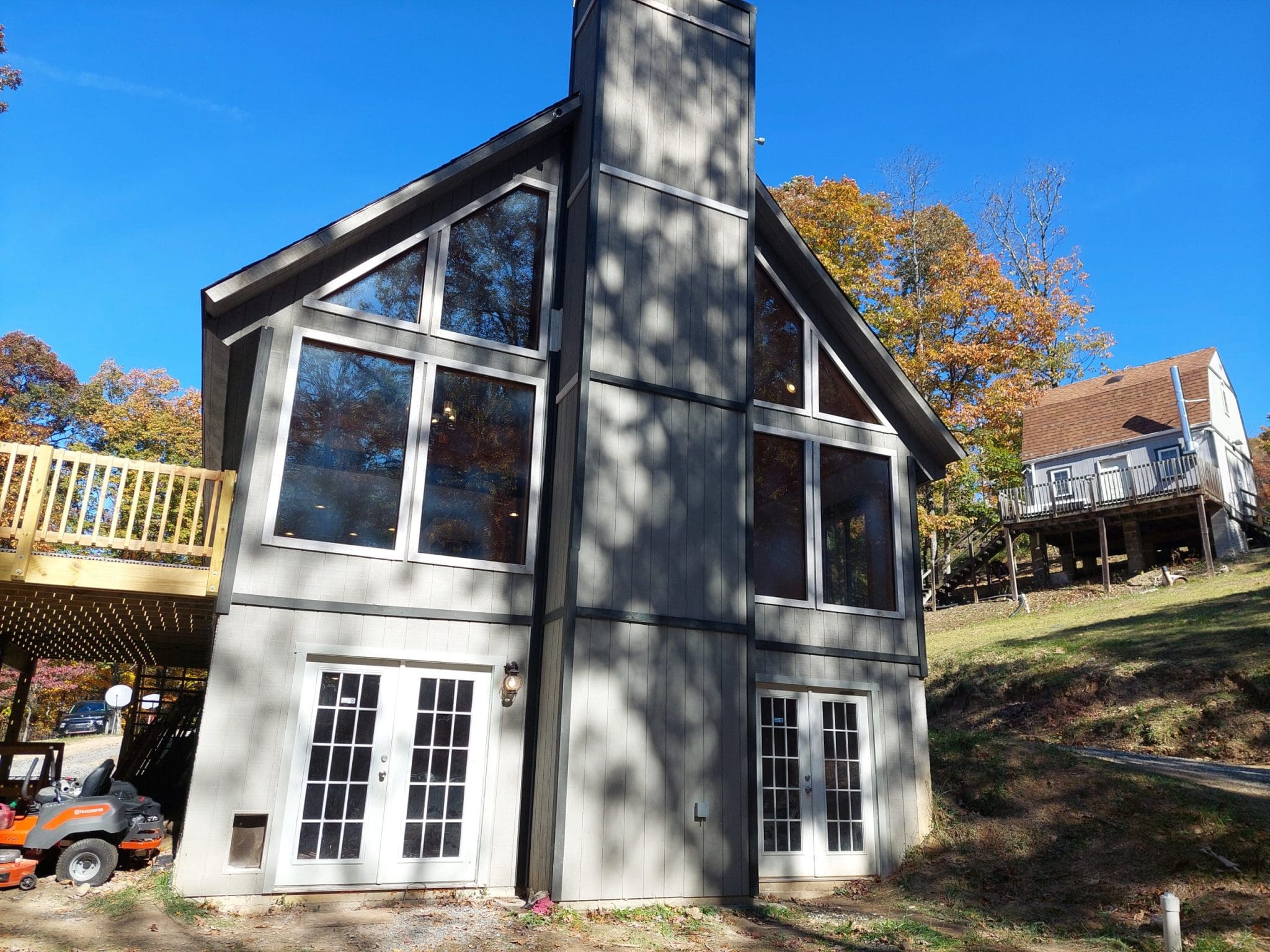 679 Hamilton Est – Modern Cabin in Heart of WV
