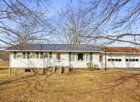 71 Strawberry Hill Dr Paw Paw WV 25434