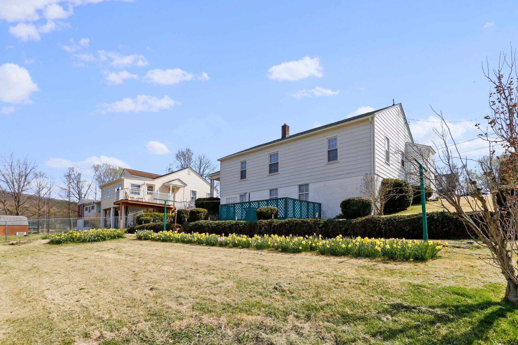 155 Armstrong St, Romney, WV