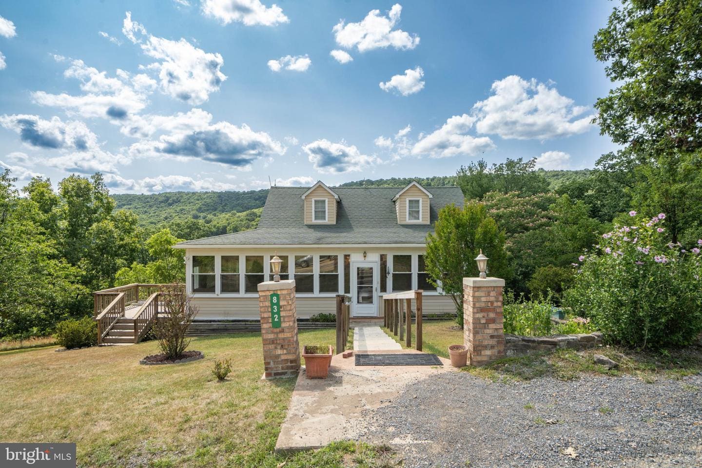 832 KATYBUG LANE, KIRBY, WV 26755