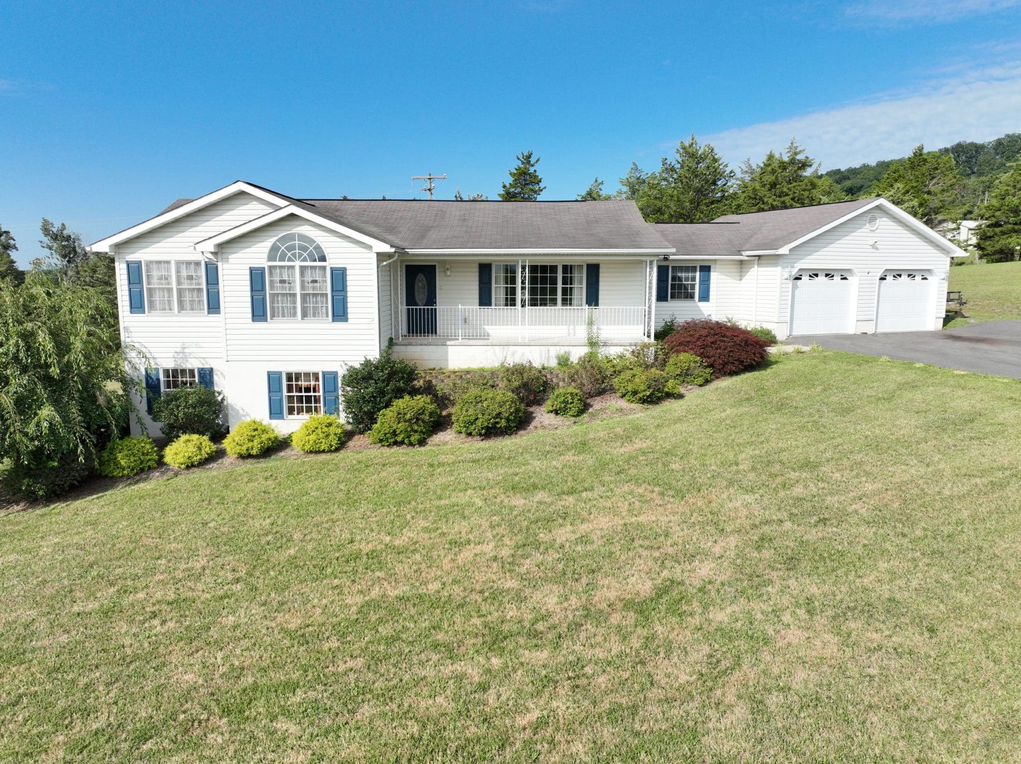 57 Monument Dr, Paw Paw, WV 25434