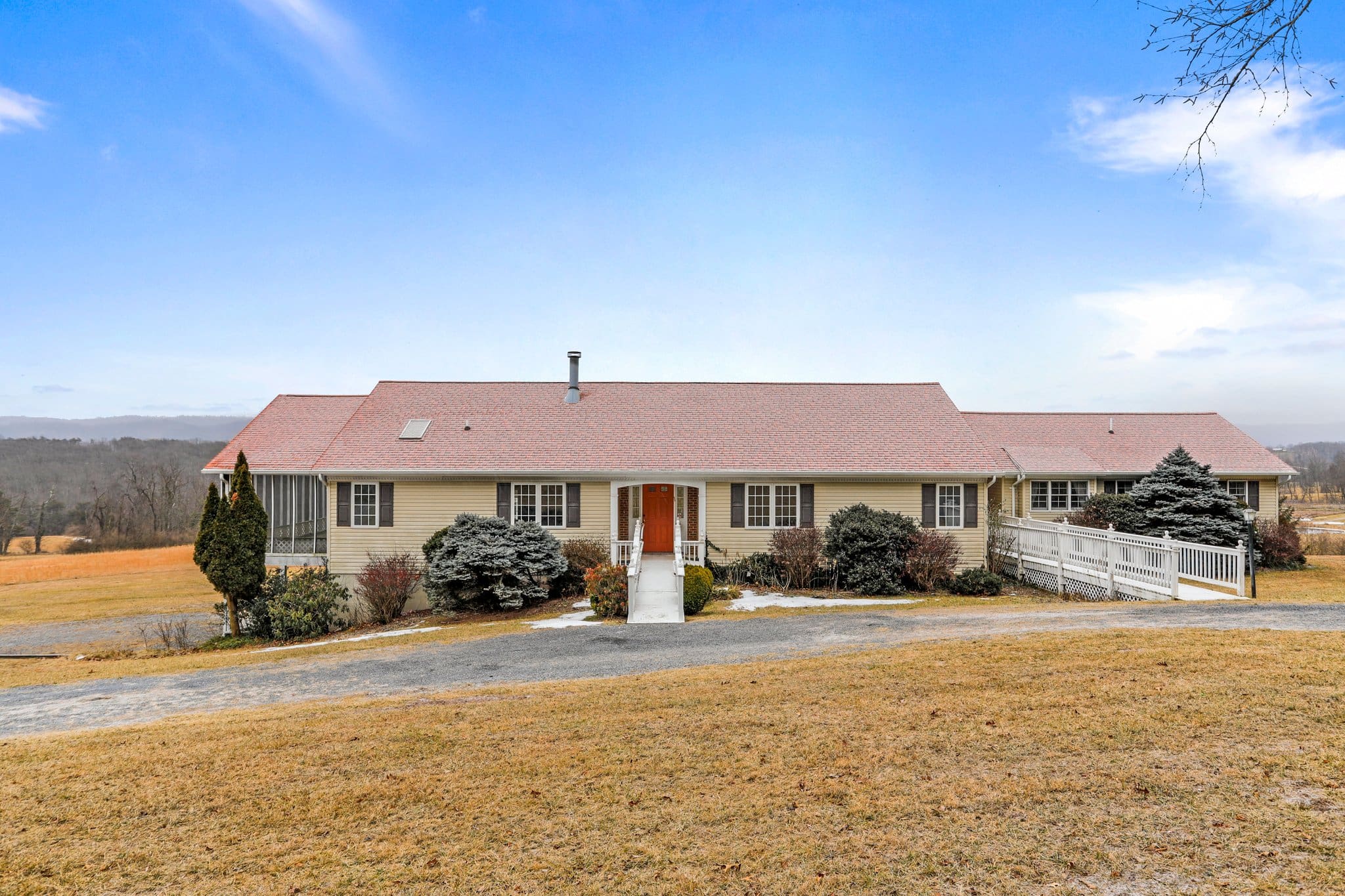 336 Cheshire Farm Lane, Augusta, WV 26704