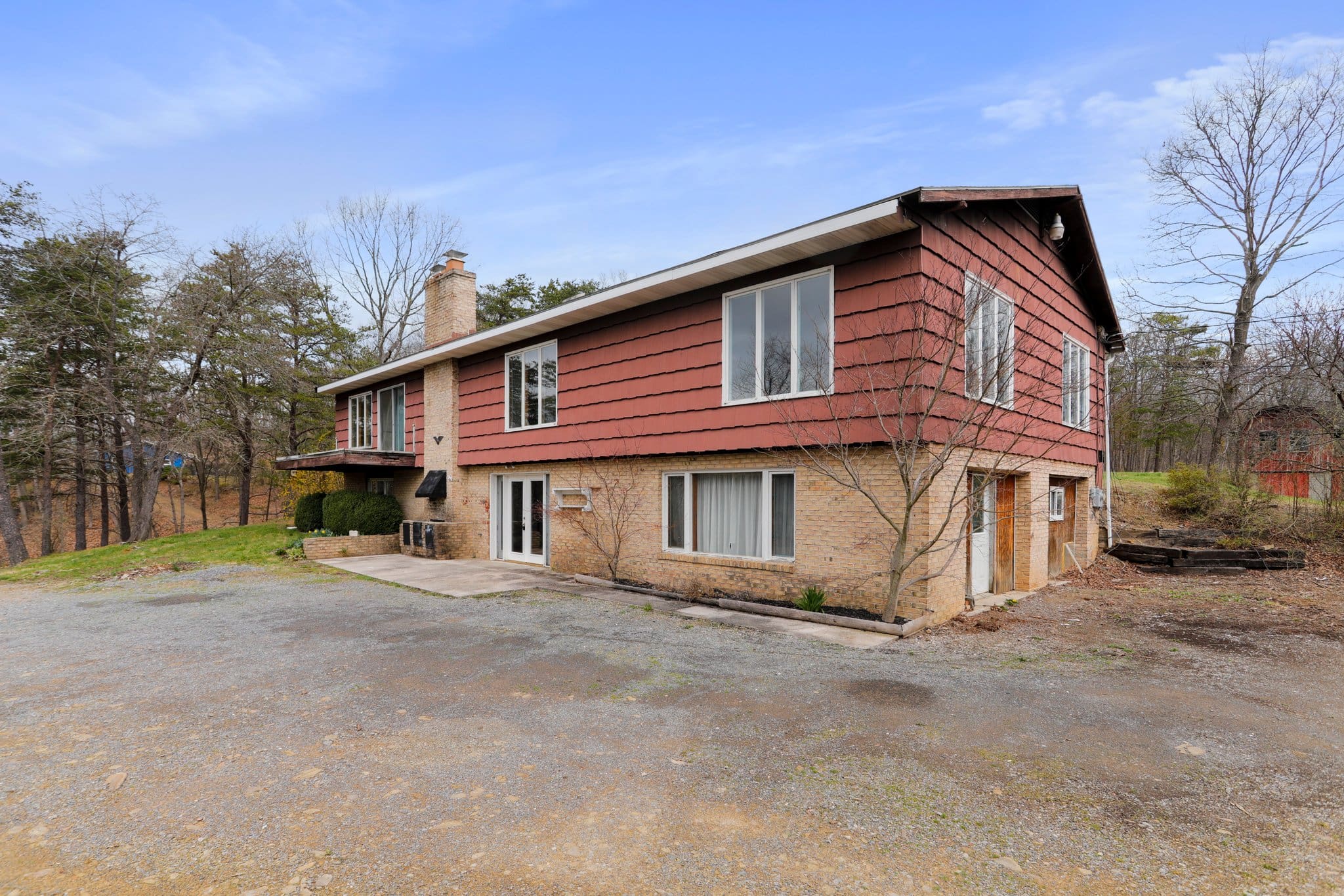 139 Alder Lane, Springfield, WV 26763