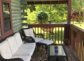 26 Crossings View Rd, Paw Paw, WV 25434