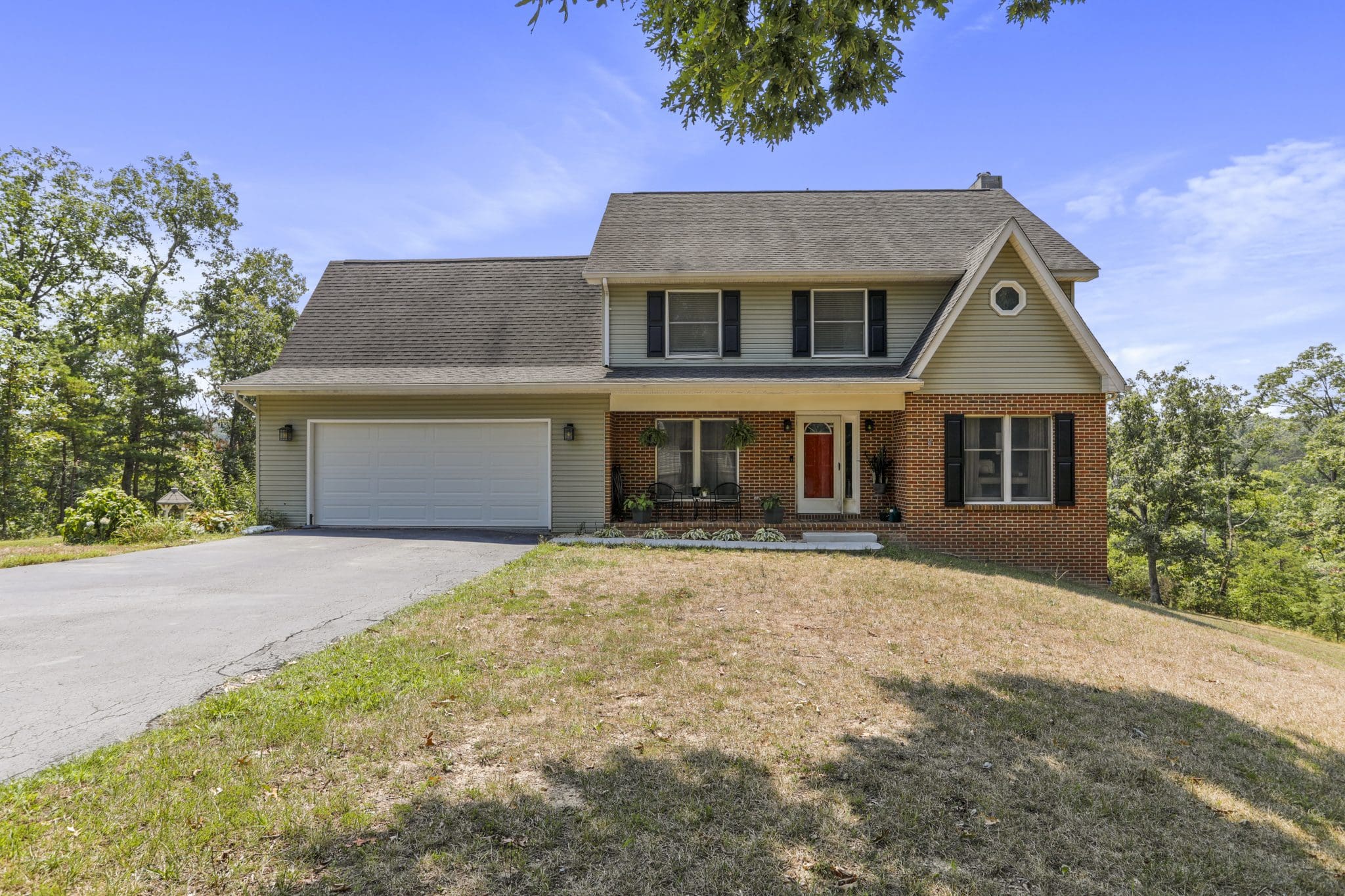 495 Shady Pine Dr, High View, WV 26711