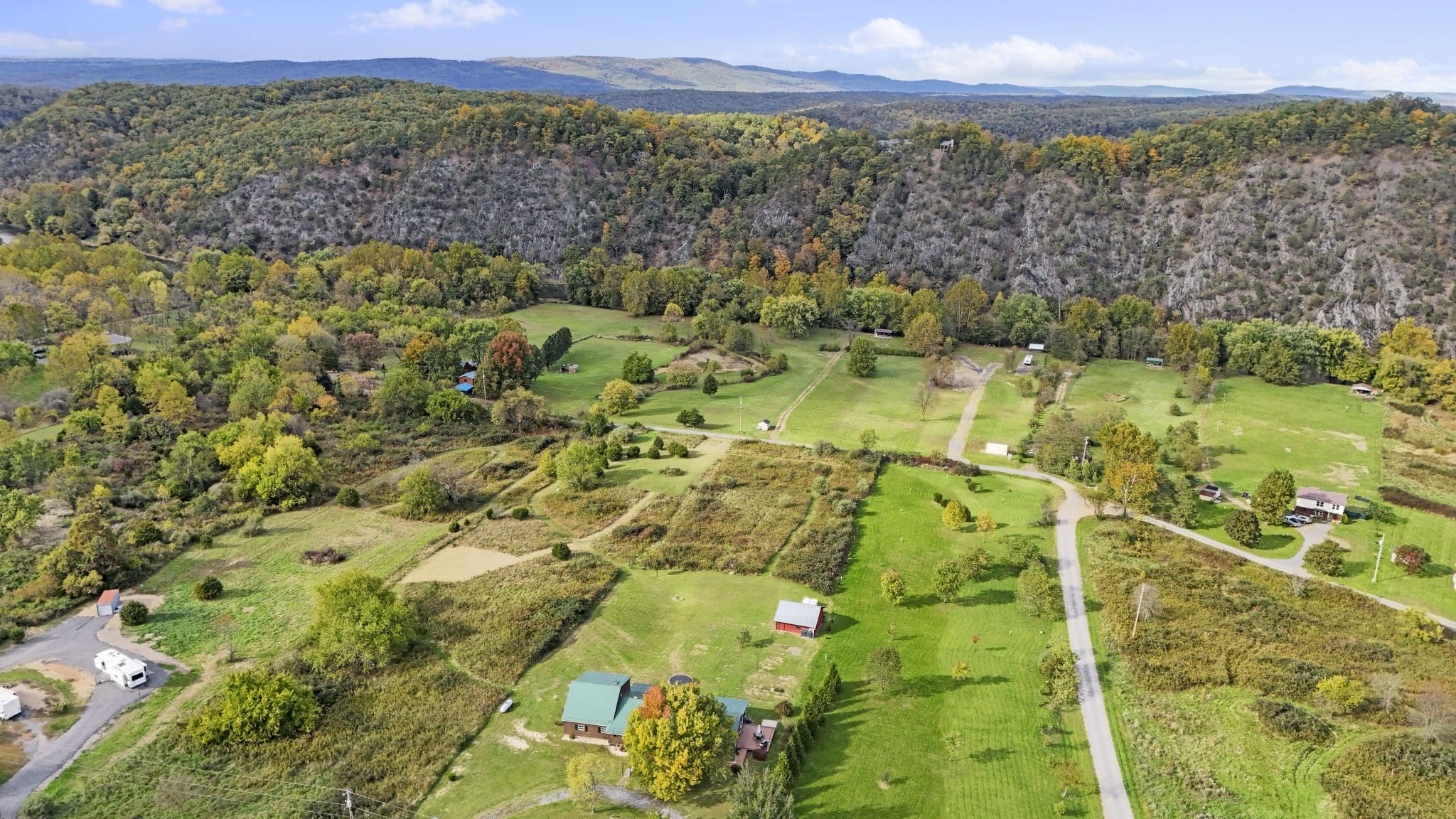 1063 George Arnold Lane, Green Spring, WV 26722