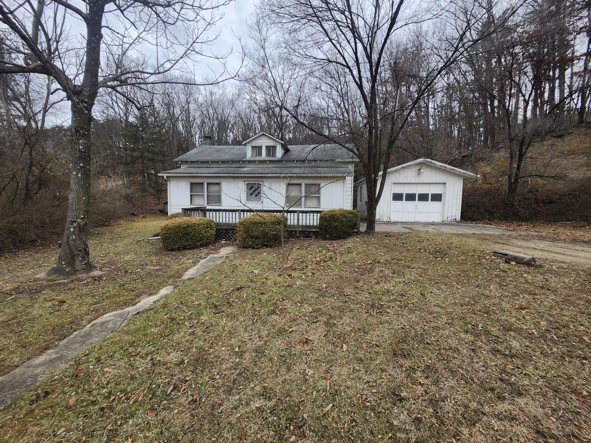 12231 Northwestern Pike, Augusta, WV