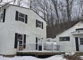 7464 Paw Paw Rd, Paw Paw, WV 25434