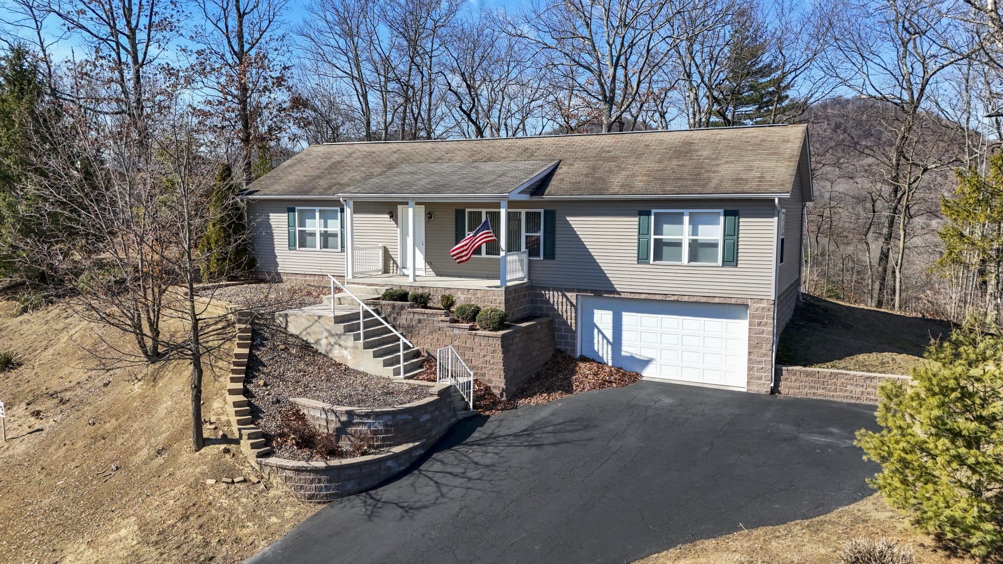 348 Ashland Dr, Ridgeley, WV 26753