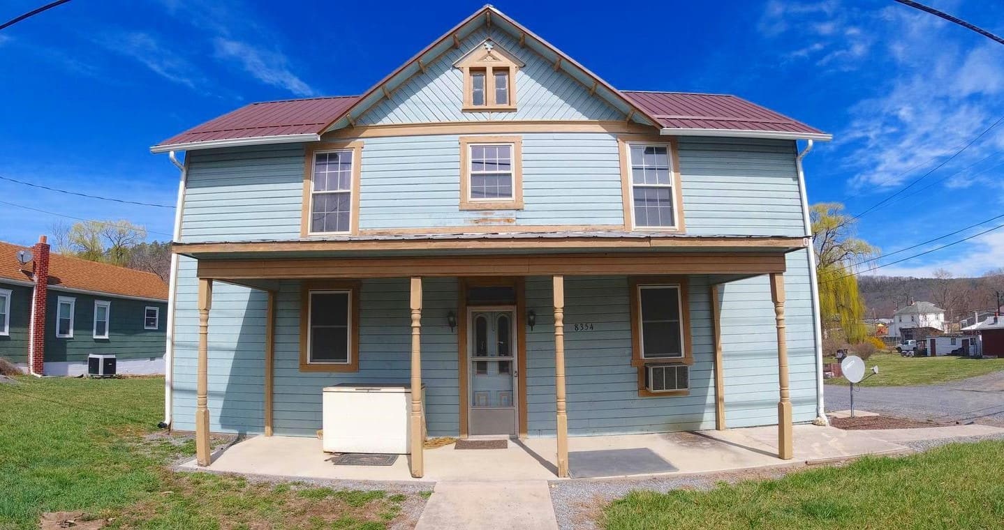 8354 Cumberland Rd, Springfield, WV 26763