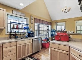 921 W Barnes Mill Dr, Romney, WV 26757