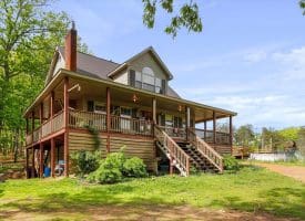 921 W Barnes Mill Dr, Romney, WV 26757