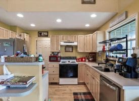 921 W Barnes Mill Dr, Romney, WV 26757