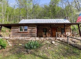 490 Janesa Dr, Augusta, WV 26704