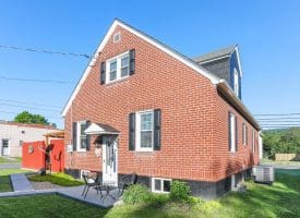 310 N High St N, Romney, WV 26757