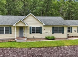 125 Hidden Springs Ct, Slanesville, WV 25444