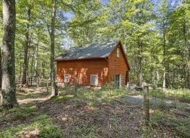 529 Strawberry Ln, Augusta, WV 26704
