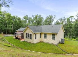125 Hidden Springs Ct, Slanesville, WV 25444
