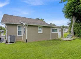346 W Rosemary Ln, Romney, WV 26757