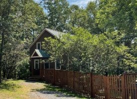 1944 Crossings View Rd, Paw Paw, WV 25434