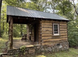 552 Twin Flower Ln, Slanesville, WV 25444
