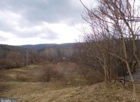 Moler Drive, Augusta, WV 26704