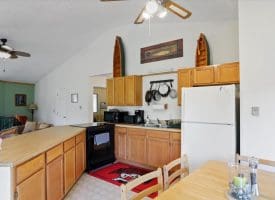 341 White Oak Trl, Paw Paw, WV 25434