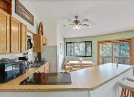 341 White Oak Trl, Paw Paw, WV 25434