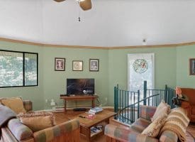 341 White Oak Trl, Paw Paw, WV 25434