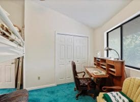341 White Oak Trl, Paw Paw, WV 25434