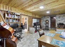 4478 Foxes Hollow Rd, Romney, WV 26757