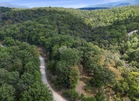 341 White Oak Trl, Paw Paw, WV 25434