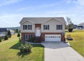 62 Redhaven Dr, Romney, WV 26757