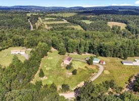 201 Rebel Hill Dr, Augusta, WV 26704