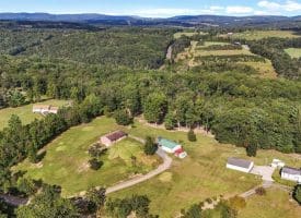 201 Rebel Hill Dr, Augusta, WV 26704
