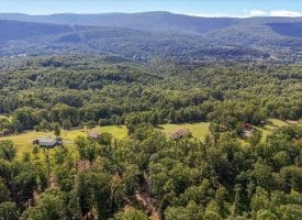 201 Rebel Hill Dr, Augusta, WV 26704