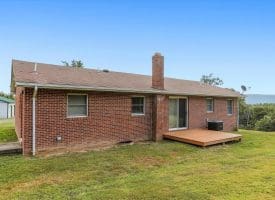 201 Rebel Hill Dr, Augusta, WV 26704