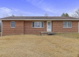 201 Rebel Hill Dr, Augusta, WV 26704