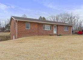 201 Rebel Hill Dr, Augusta, WV 26704