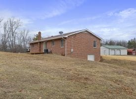 201 Rebel Hill Dr, Augusta, WV 26704