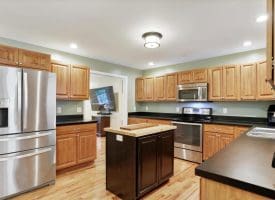 275 Monument Dr, Paw Paw, WV 25434