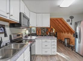 1251 Delray Rd, Augusta, WV 26704