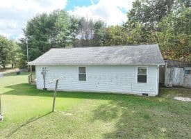 400 Wisteria Ridge Rd, Capon Bridge, WV 26711