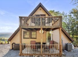 1251 Delray Rd, Augusta, WV 26704