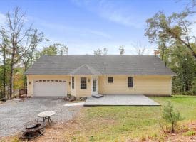 275 Monument Dr, Paw Paw, WV 25434