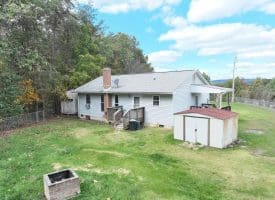 400 Wisteria Ridge Rd, Capon Bridge, WV 26711