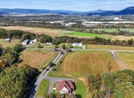 113N Lakewood Dr, Ridgeley, WV 26753